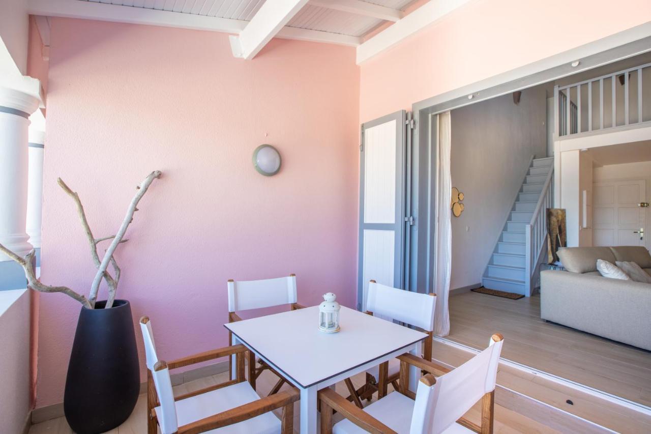 Stunning New Apartment With View Of Orient Bay Quarter of Orleans Exterior foto