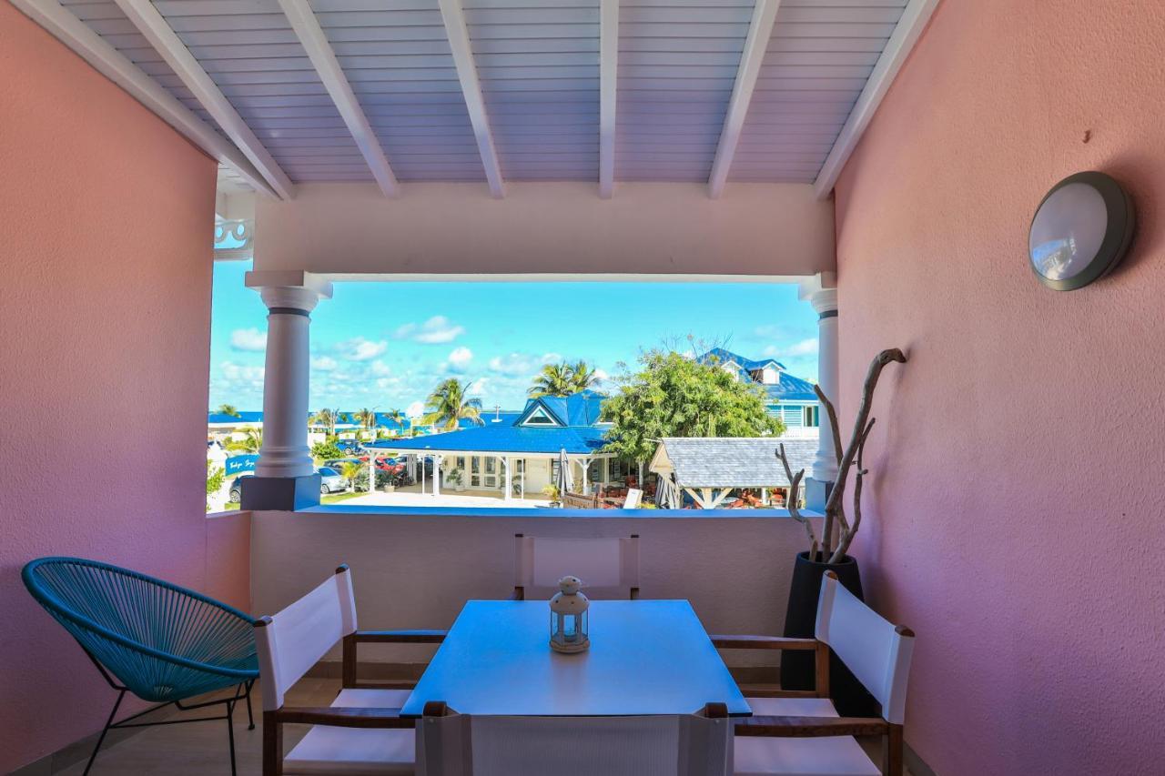Stunning New Apartment With View Of Orient Bay Quarter of Orleans Exterior foto